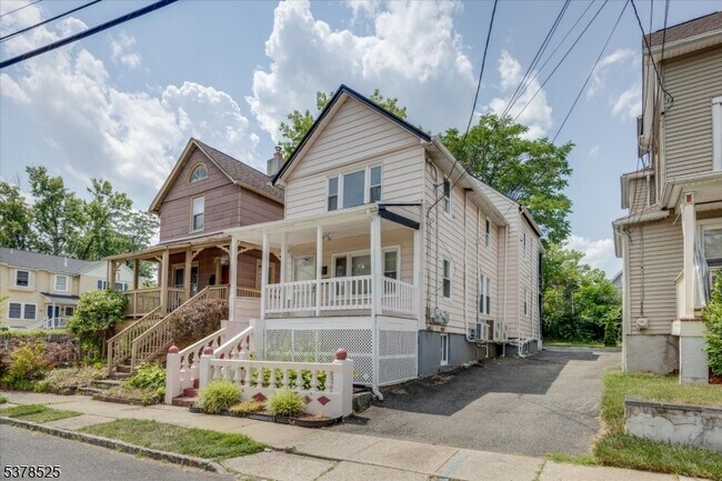 Primary Photo - 6 Dey St