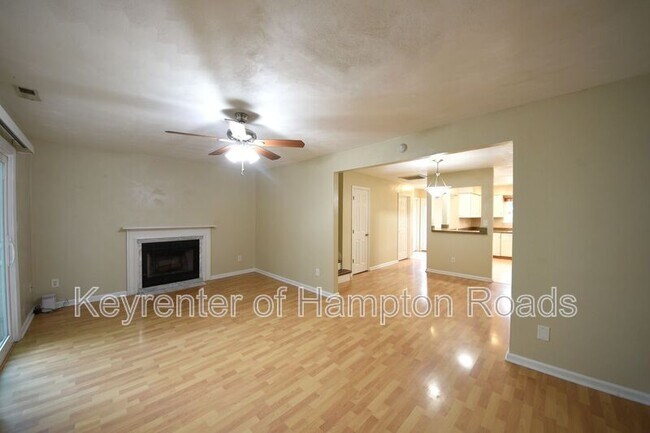 Building Photo - 5321 Bayside Rd