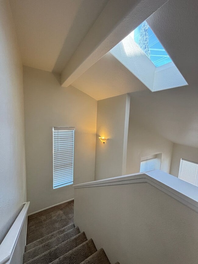Building Photo - West Palmdale Townhouse