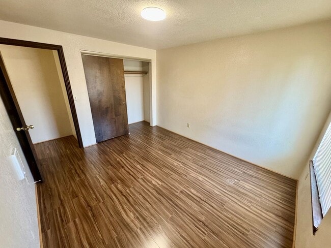 Building Photo - Duplex In South Corvallis Cul-De-Sac
