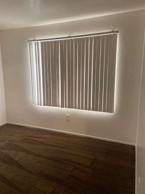 Building Photo - 1011 W 91st St