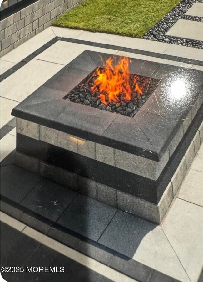 Building Photo - 141 Osborne Ave