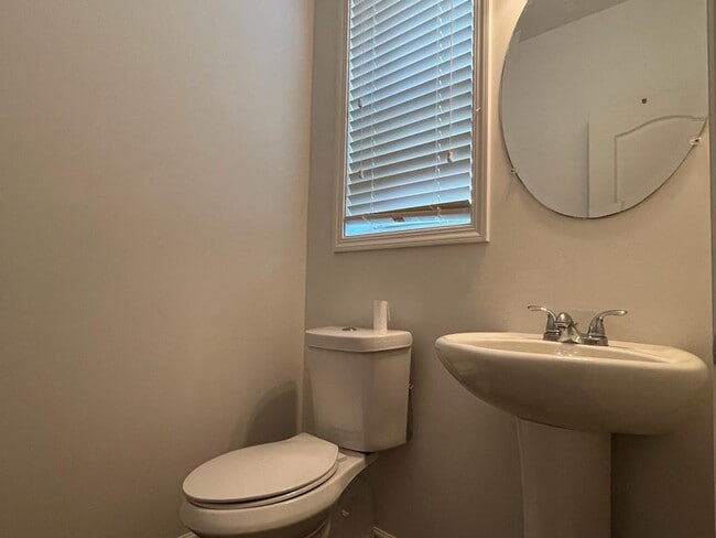 Building Photo - 6355 Story Cir