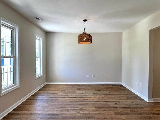 Building Photo - 6331 Shire Ln