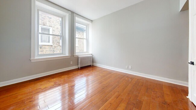 Building Photo - 831 N 63rd St