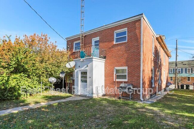 Building Photo - 349 S Cannon Ave