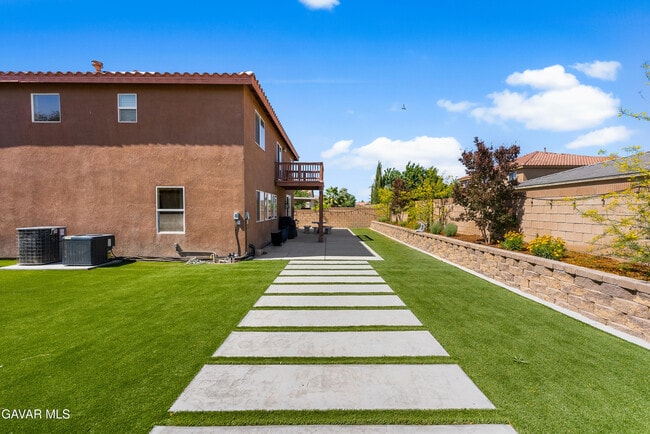 Building Photo - 44256 Dahlia St