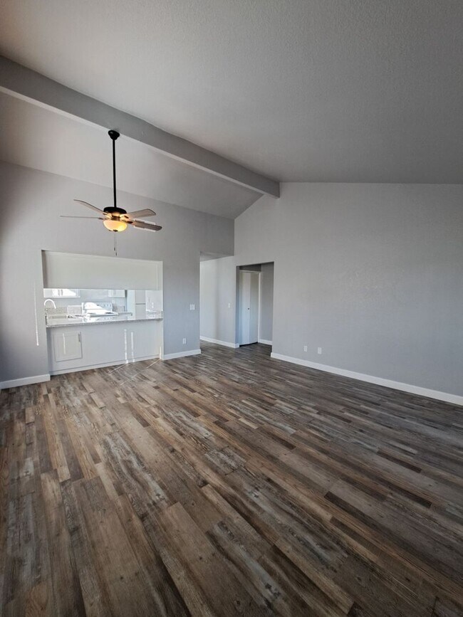 Building Photo - 3302 W Shields Ave