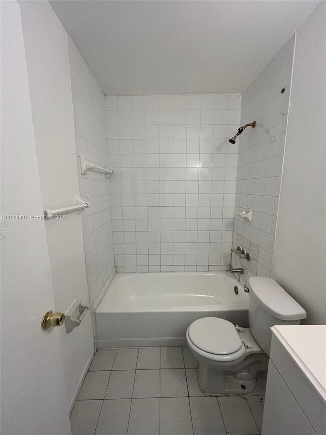 Building Photo - 58 SW 14th Terrace