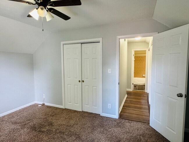 Building Photo - Dreamy 3-Bedroom