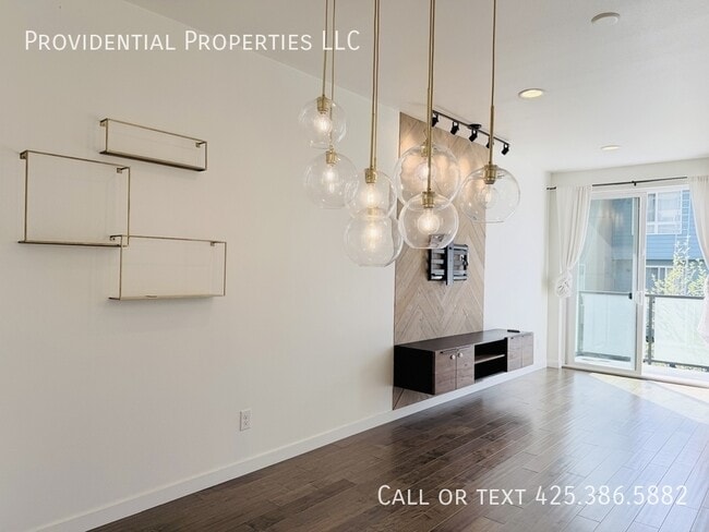 Building Photo - 14669 36th Ave NE