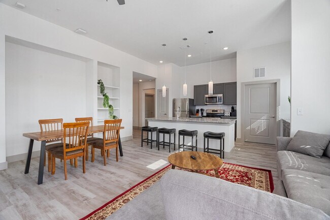 Building Photo - 12100 1/2 Ferrystone Glen Drive-SI FL3-ID1240330P