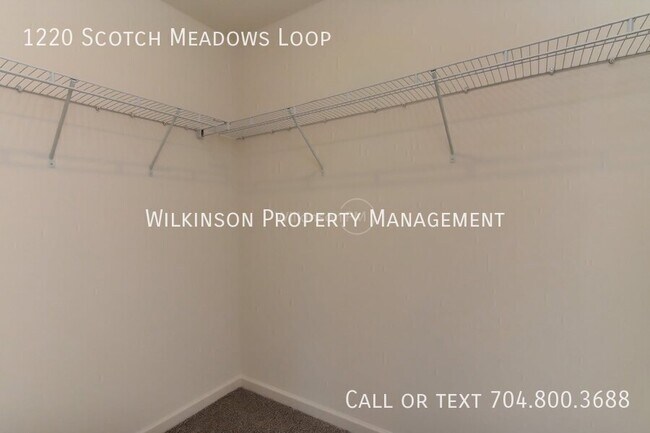 Building Photo - 1220 Scotch Meadows Loop