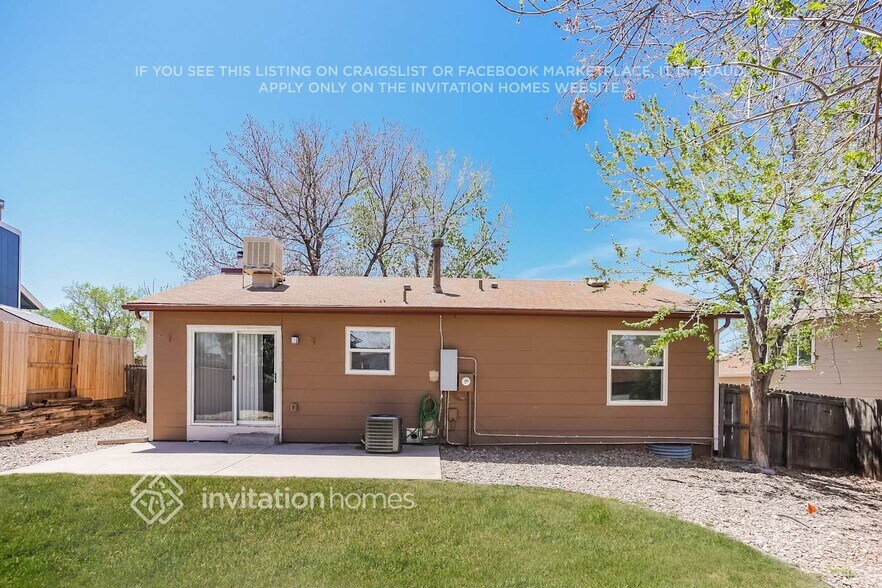Building Photo - 16803 E Nassau Dr