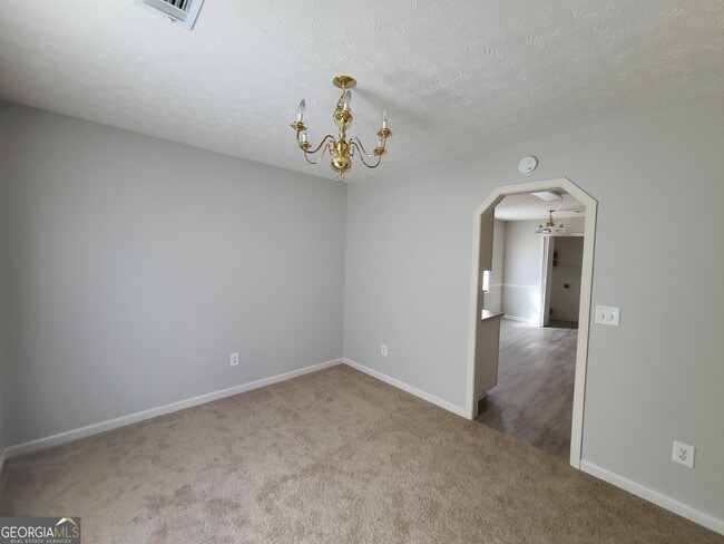 Building Photo - 5009 Mint Dr