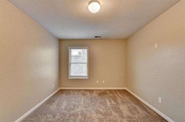 Building Photo - 359 Shiloh Manor Dr