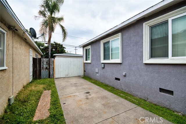 Building Photo - 6052 Marshall Ave
