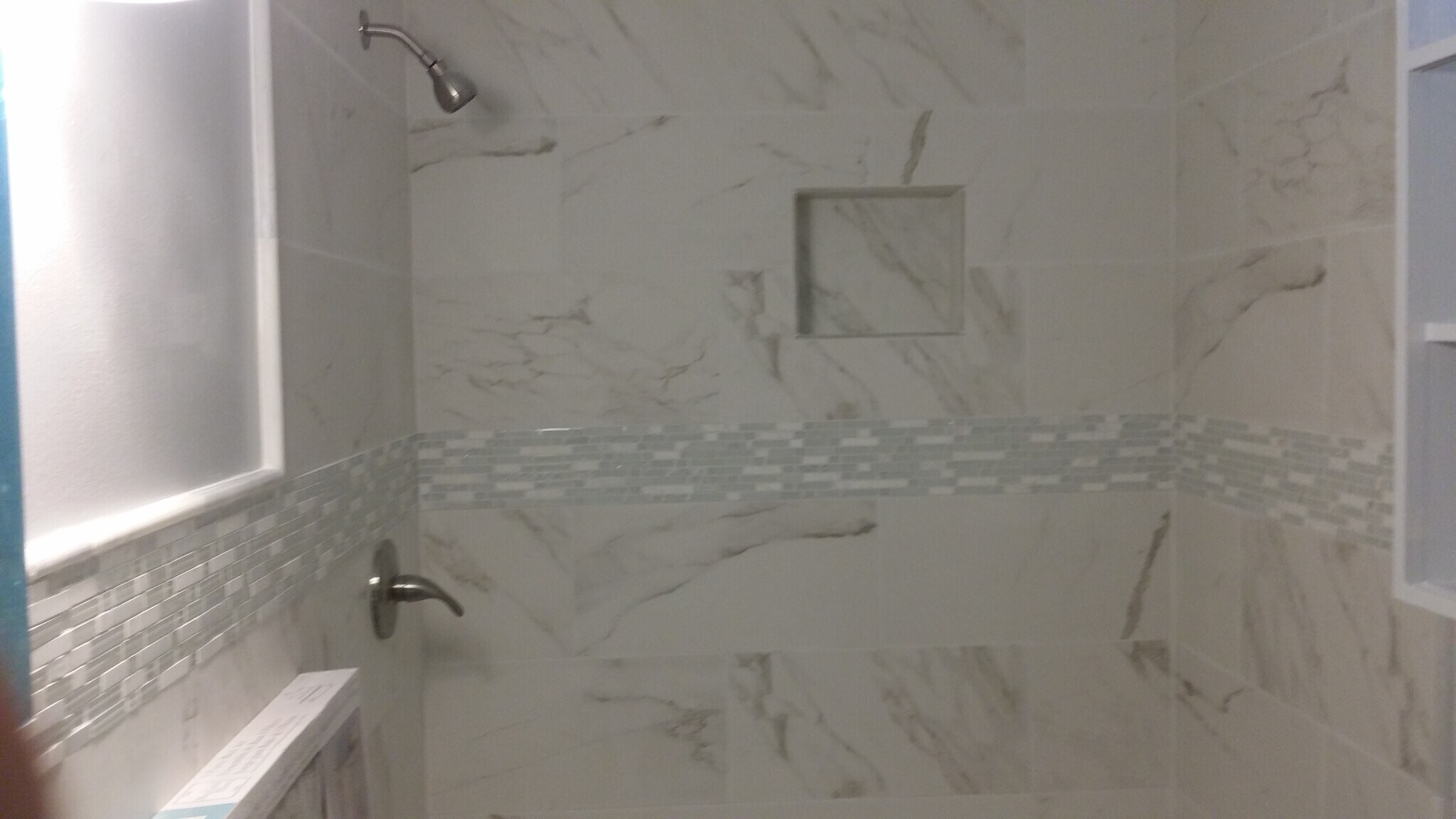 Upgraded Cermaic Shower - 760 33rd St