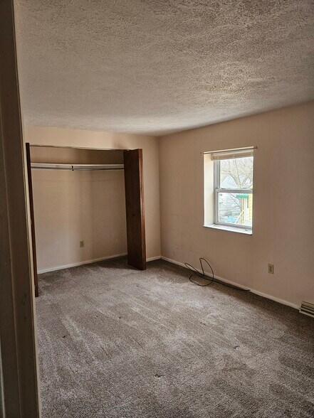 Building Photo - 441 6th St