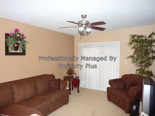 Building Photo - 5757 W Eugie Ave