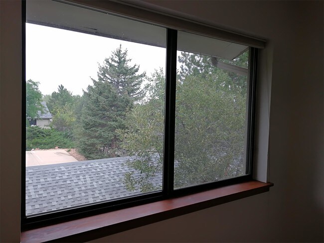 Building Photo - 4003 Wonderland Hill Ave