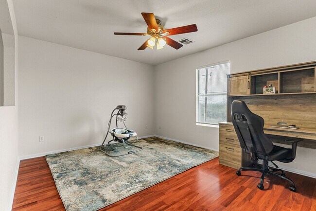 Building Photo - 2500 Waterfall Dr