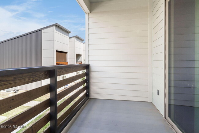 Building Photo - 112 Gadwall Dr