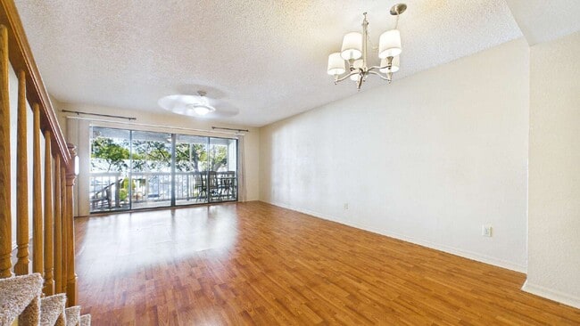 Building Photo - 9479 Tara Cay Ct