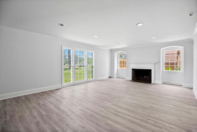 Building Photo - 3424 S MacGregor Way