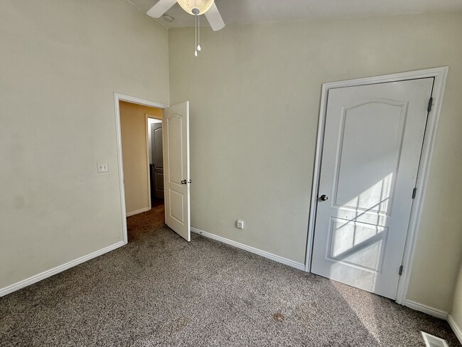 Building Photo - 4709 S Falkirk Dr