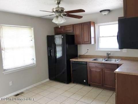 Building Photo - 9508 Sissone Dr
