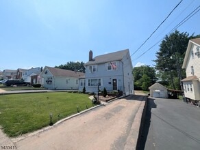 Building Photo - 471 Franklin Ave