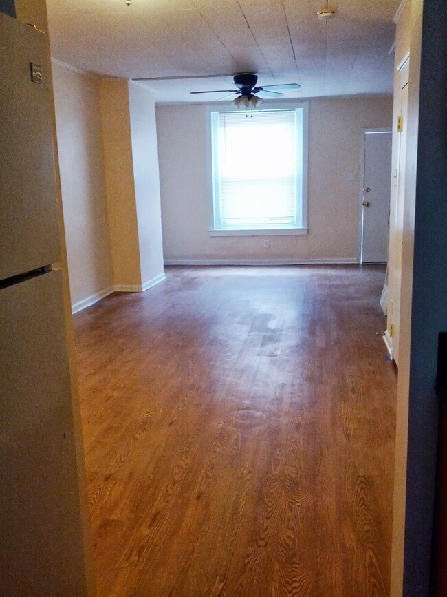 Building Photo - 2049 S Croskey St