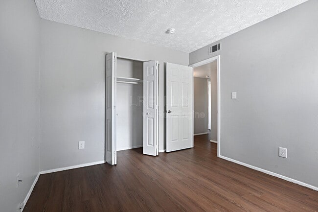 Building Photo - 8602 Gary Wy