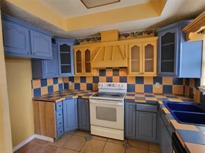 Building Photo - 1420 Eastview St