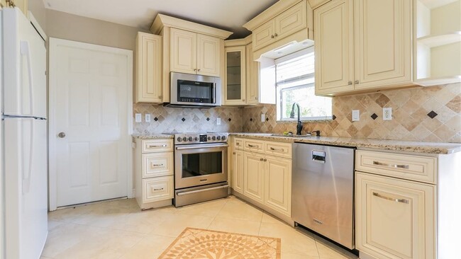 Building Photo - 4428 Kenvil Dr