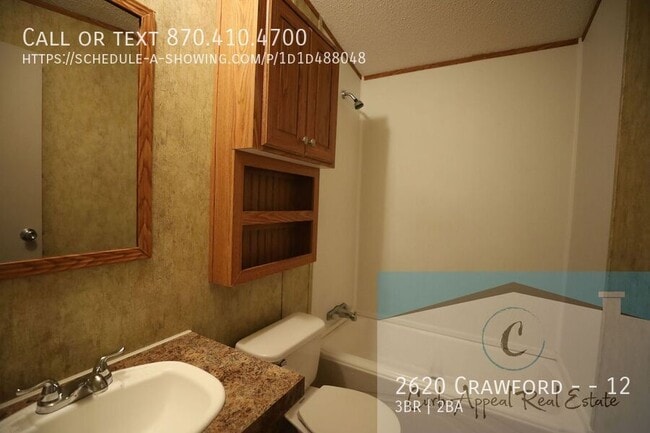 Building Photo - 2620 Crawford Dr