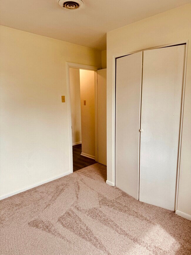 Building Photo - 116 Bennett Blvd