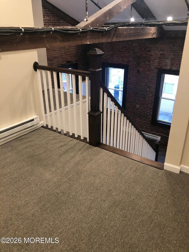 Building Photo - 36 W Front St