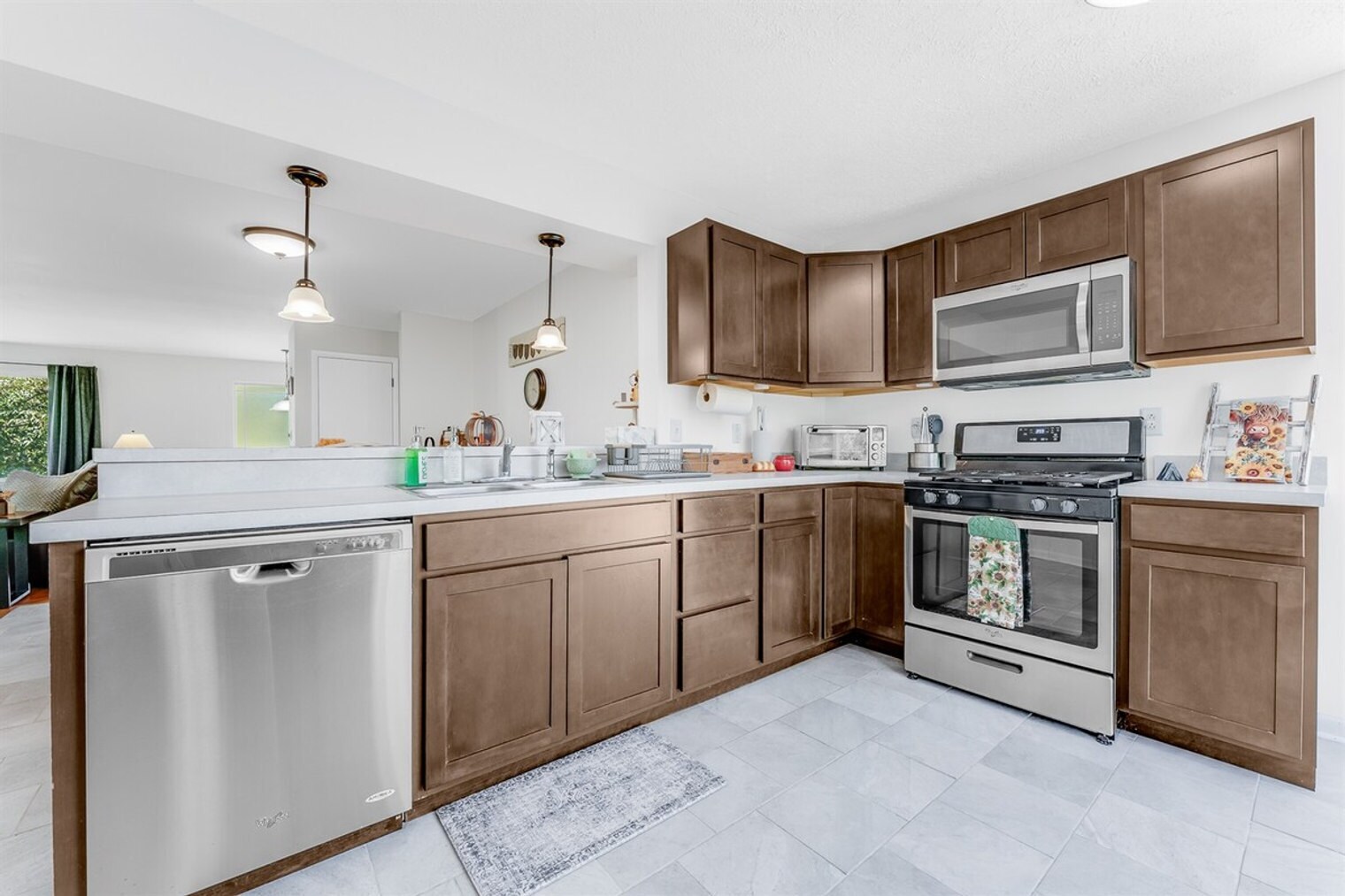 Building Photo - 521 Woodhaven Dr