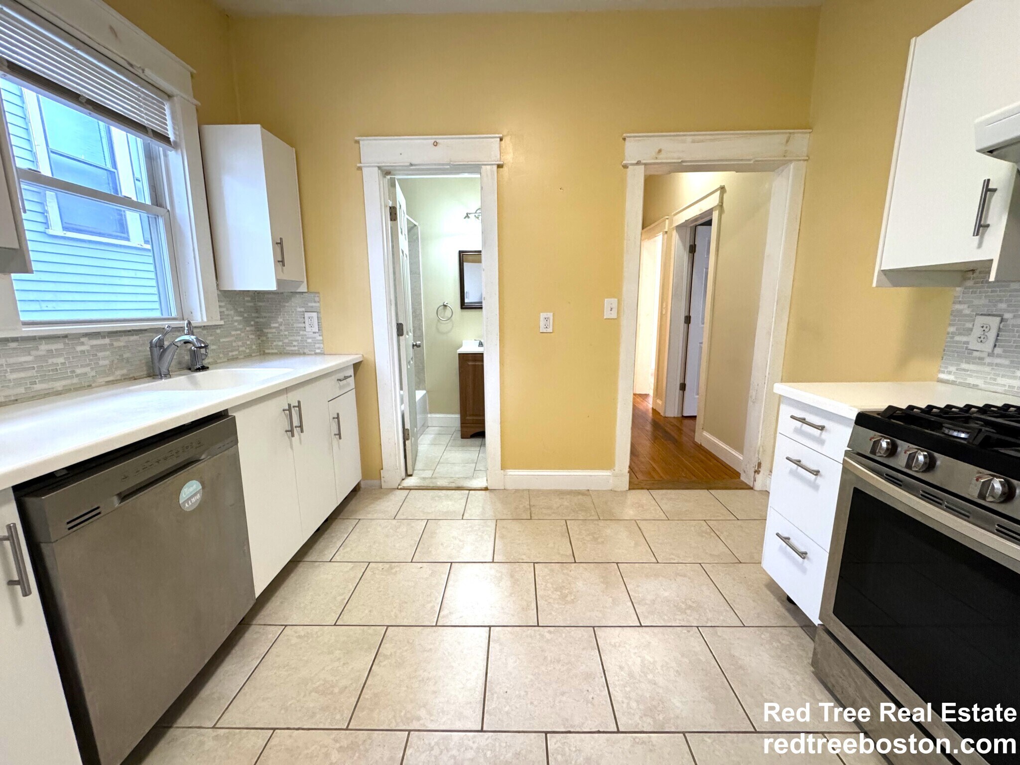 Building Photo - 24 Weld Hill St