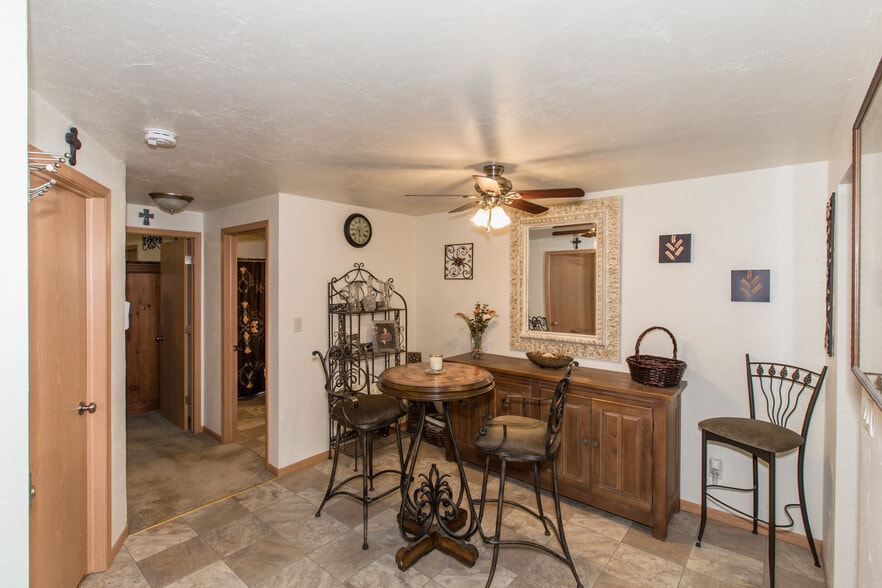 Roland Lane Apartments 1145 Roland Ln Green Bay WI 54303 Apartment