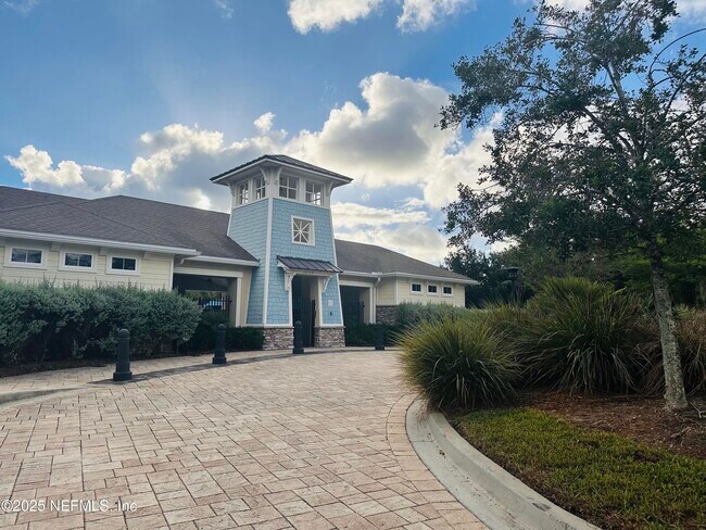 Building Photo - 7045 Rosabella Cir