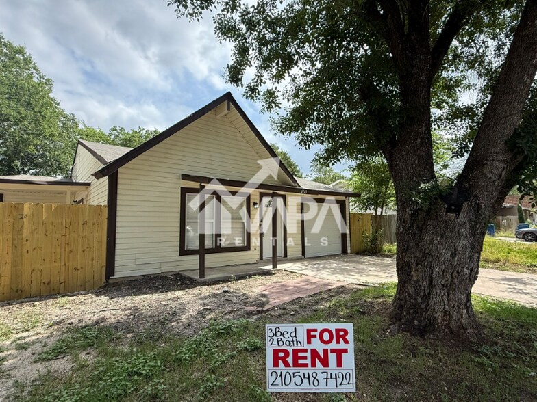 Building Photo - 4743 Swann Ln