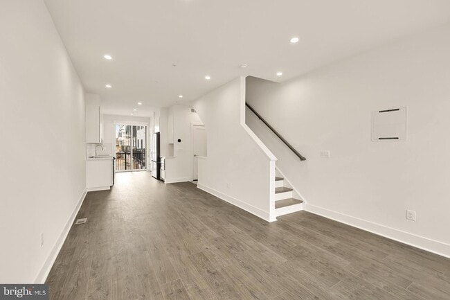 Building Photo - 2608 Olmsted Ct NW