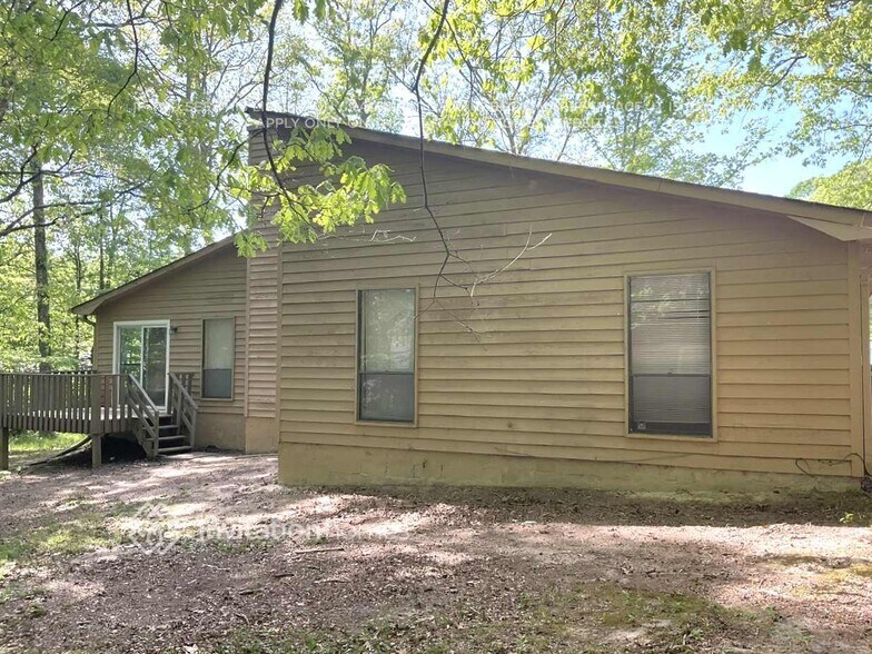 Building Photo - 335 Rocky Springs Ct