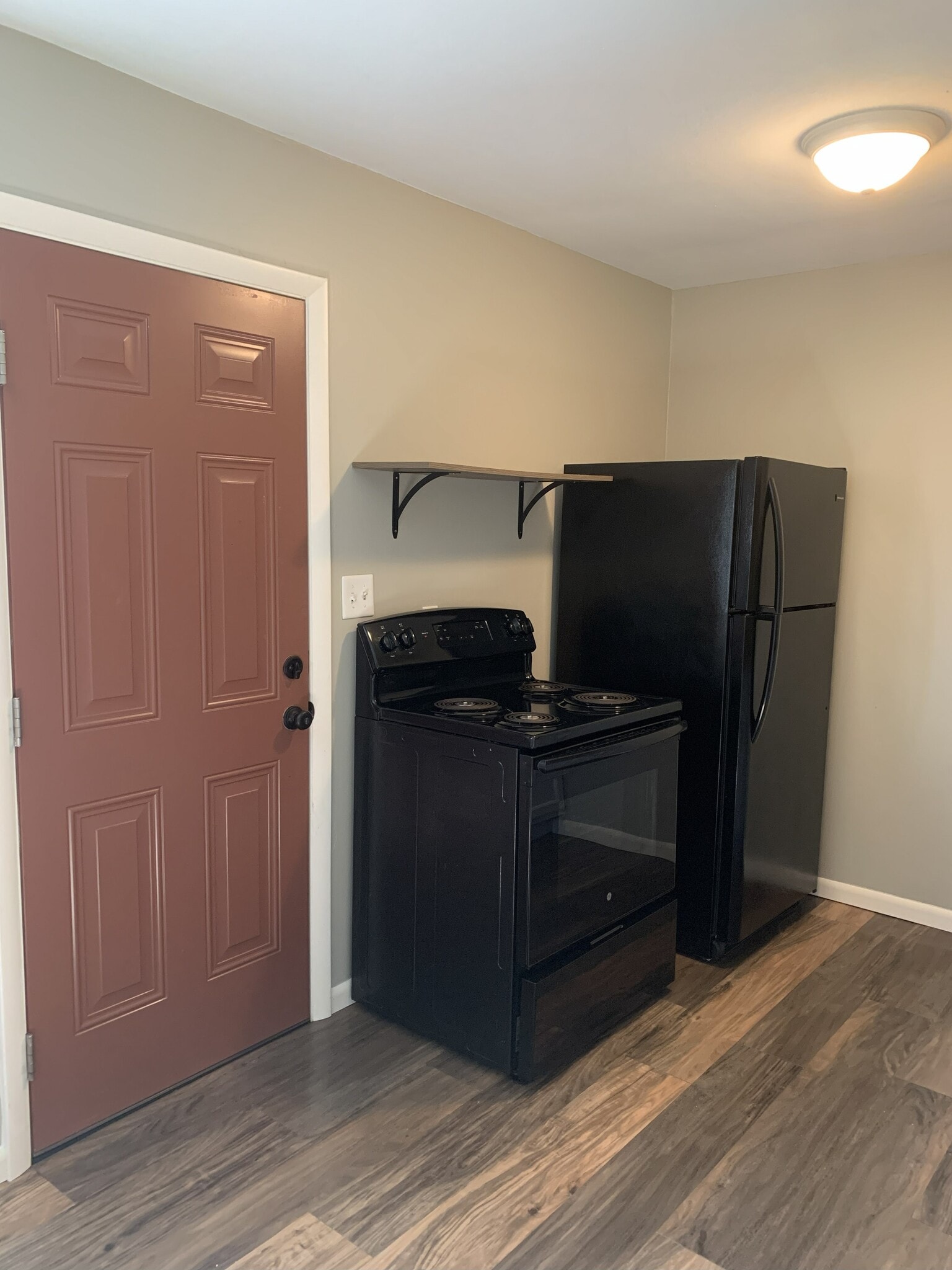 Building Photo - 10614 McPherson St