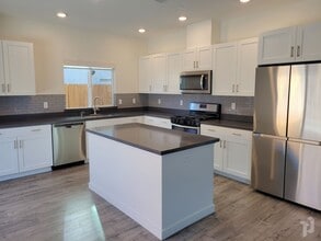Building Photo - MOVE IN SPECIALL!!! $500 OFF FIRST MONTH'S RENT!