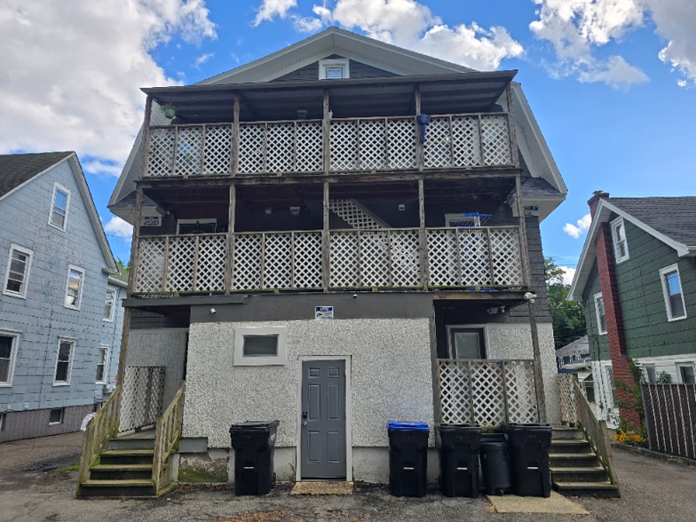 Building Photo - 83 Grand Ave