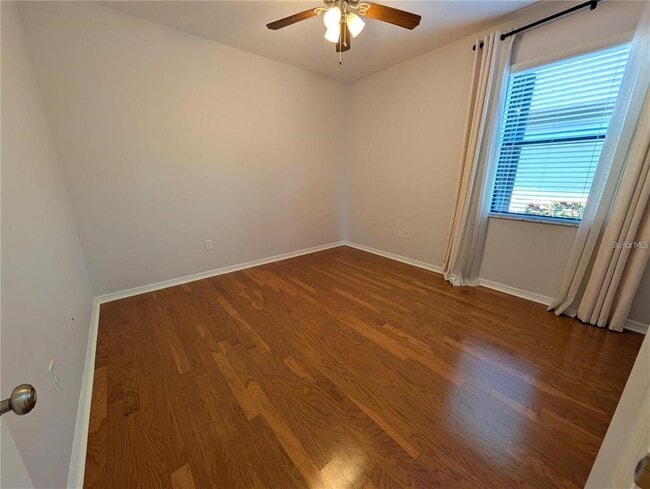 Building Photo - 5303 Moon Shell Dr